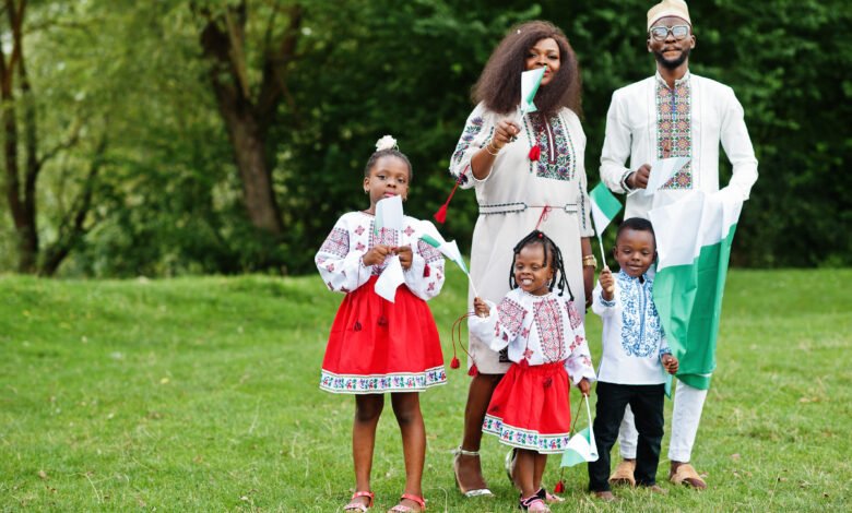 للنقاش : سلبيات الهجرة التي يواجهها المهاجرون في العديد من الدول سلبيات الهجرة